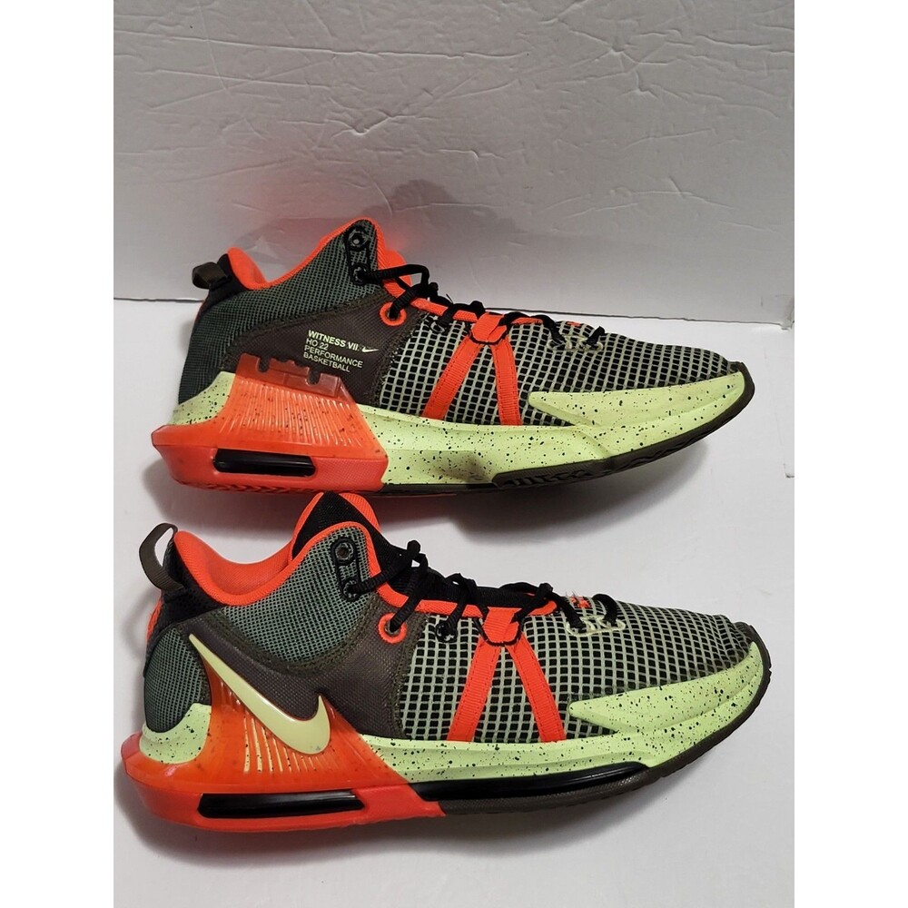 Nike LeBron James Witness 7 Size 11 Black/Barely Volt Shoes DM1123-001